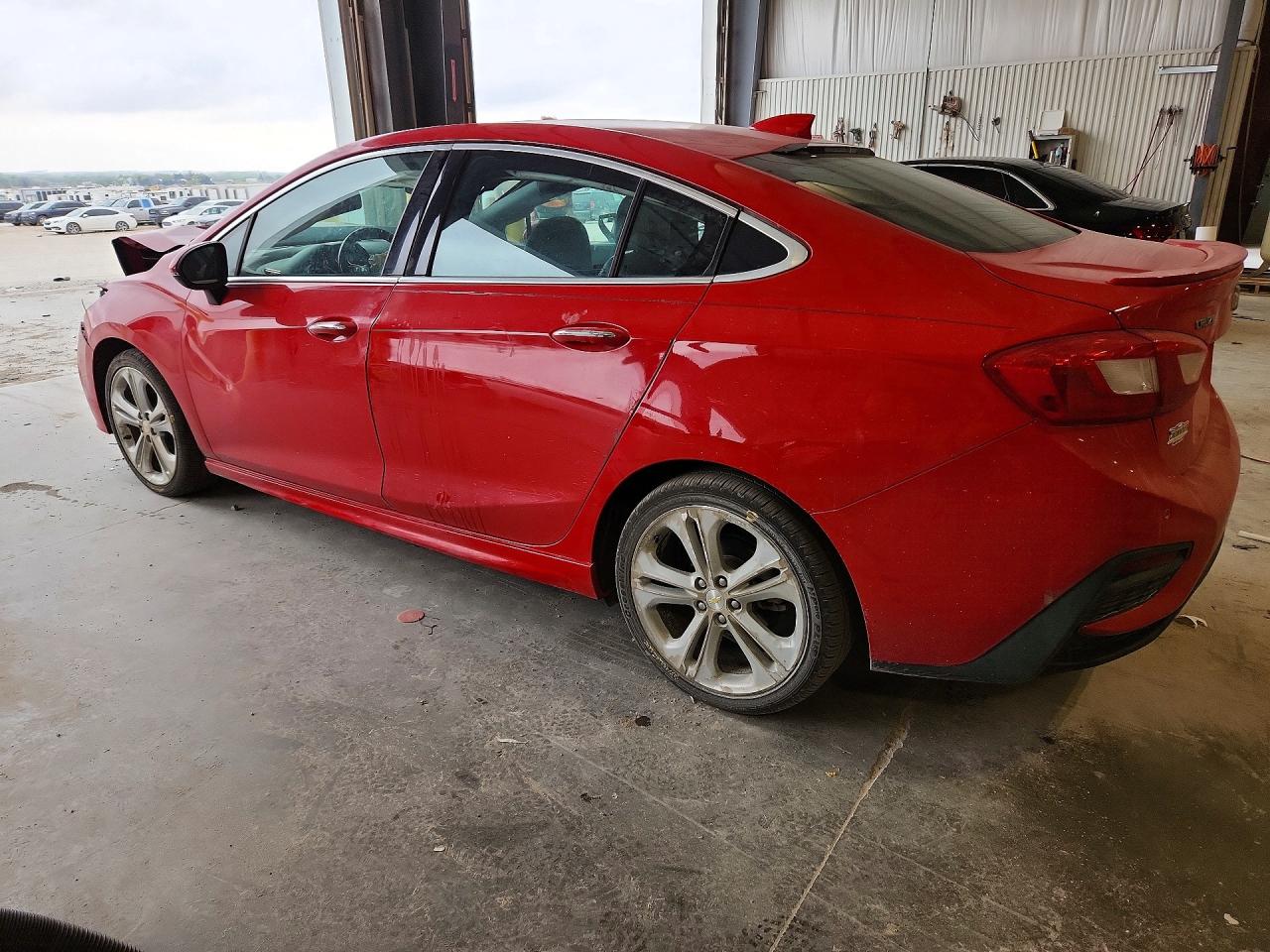 2016 CHEVROLET CRUZE PREMIER photo 3
