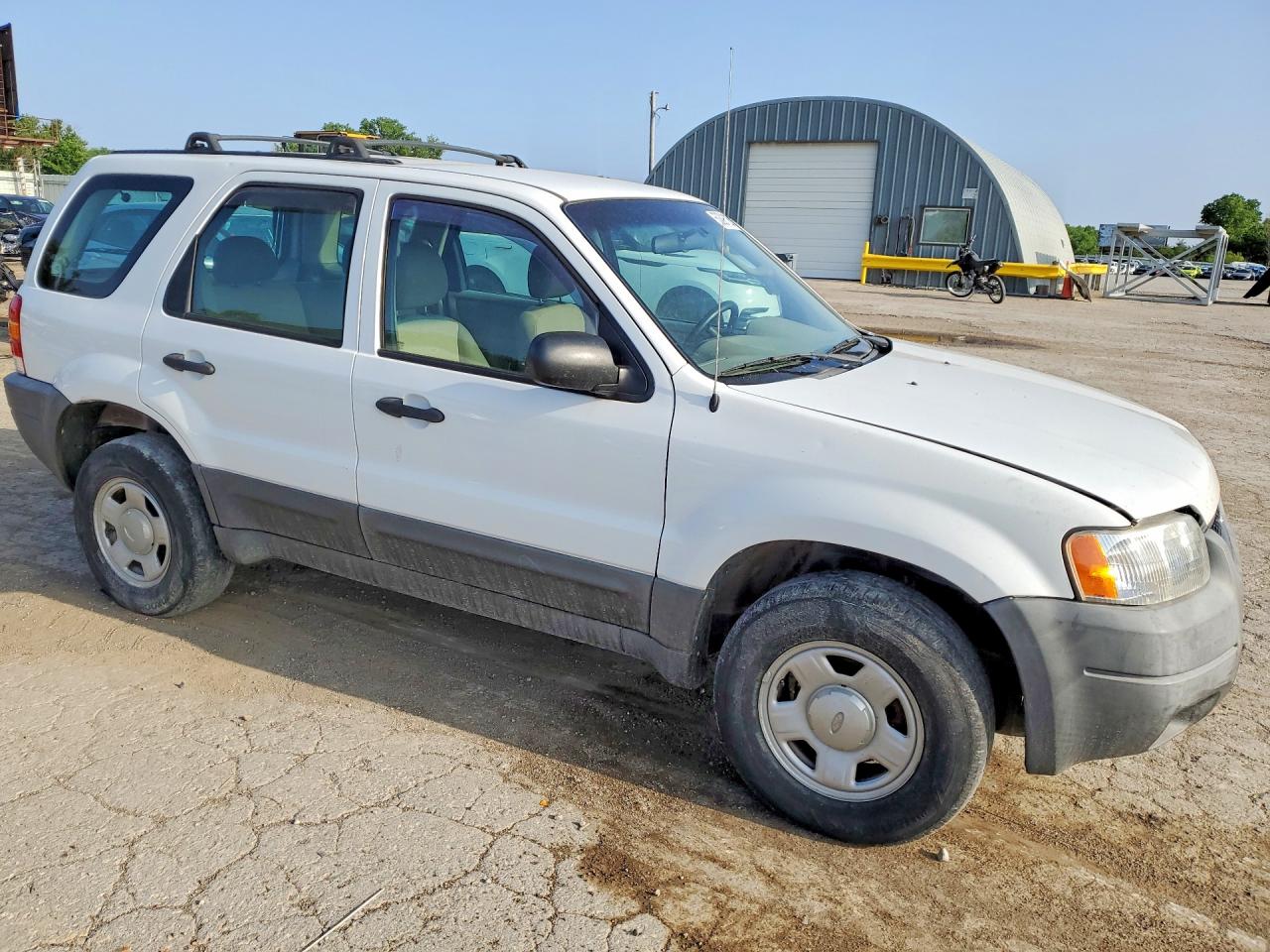 2003 FORD ESCAPE XLS photo 4