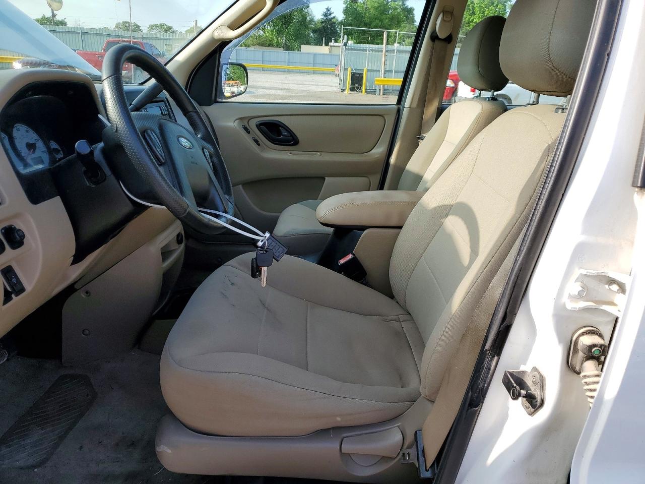 2003 FORD ESCAPE XLS photo 7