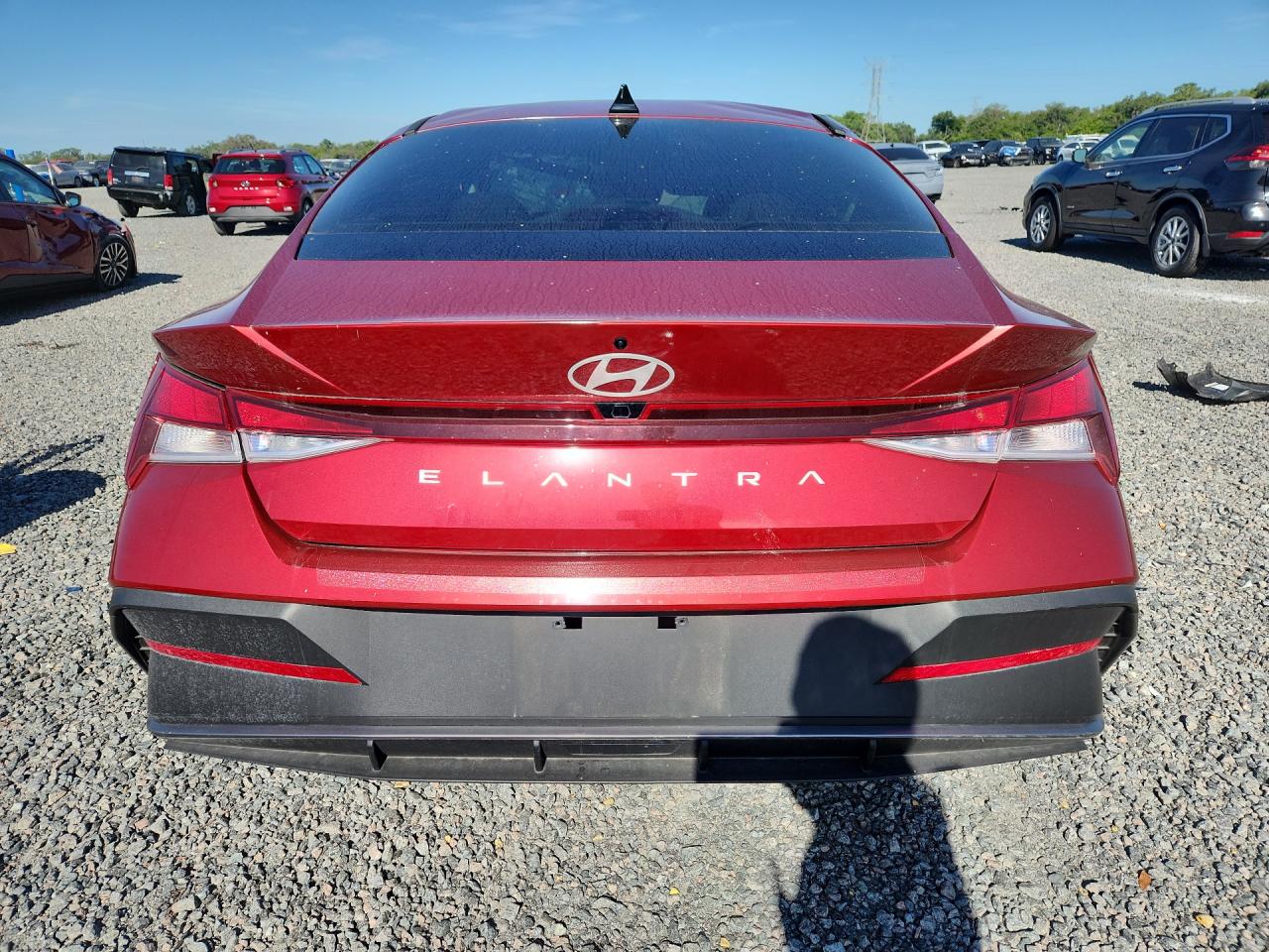 2024 HYUNDAI ELANTRA SEL photo 6