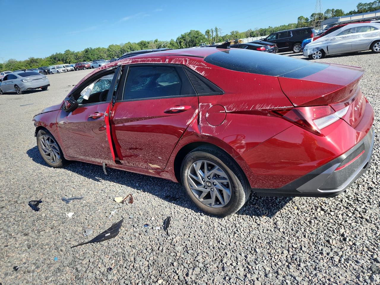 2024 HYUNDAI ELANTRA SEL photo 2