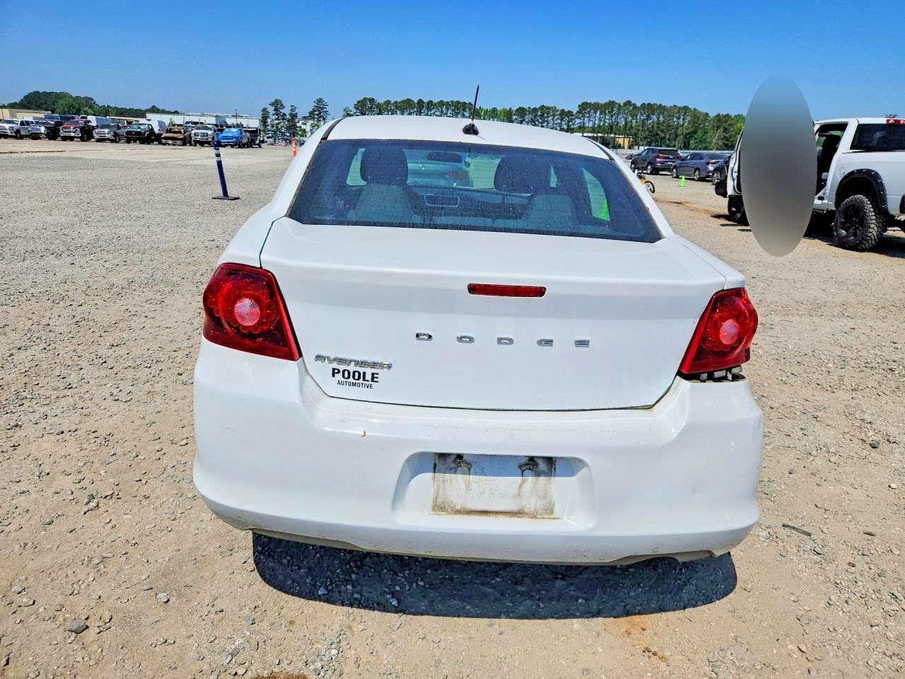 2013 DODGE AVENGER SE photo 6