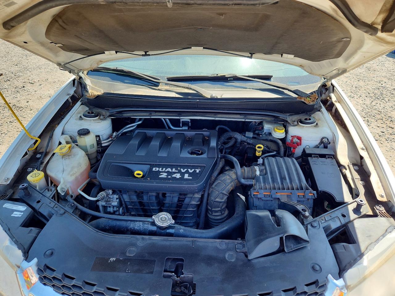 2013 DODGE AVENGER SE photo 11