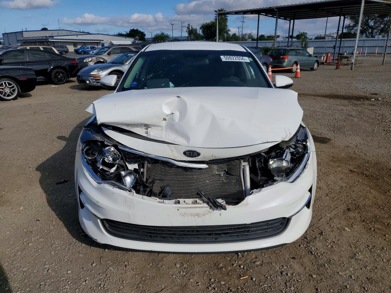 2018 KIA OPTIMA LX photo 9