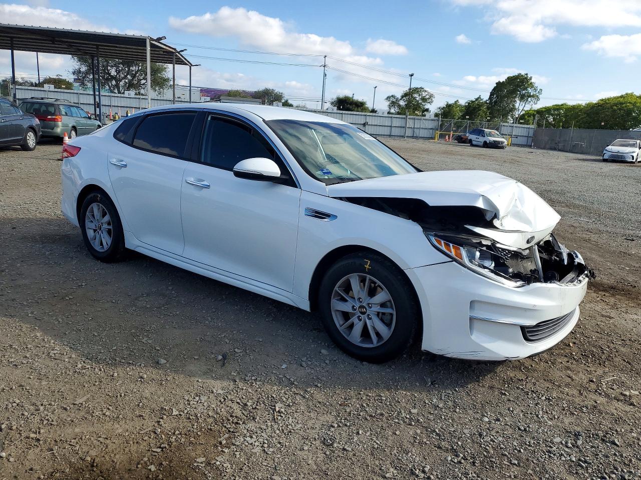 2018 KIA OPTIMA LX photo 7
