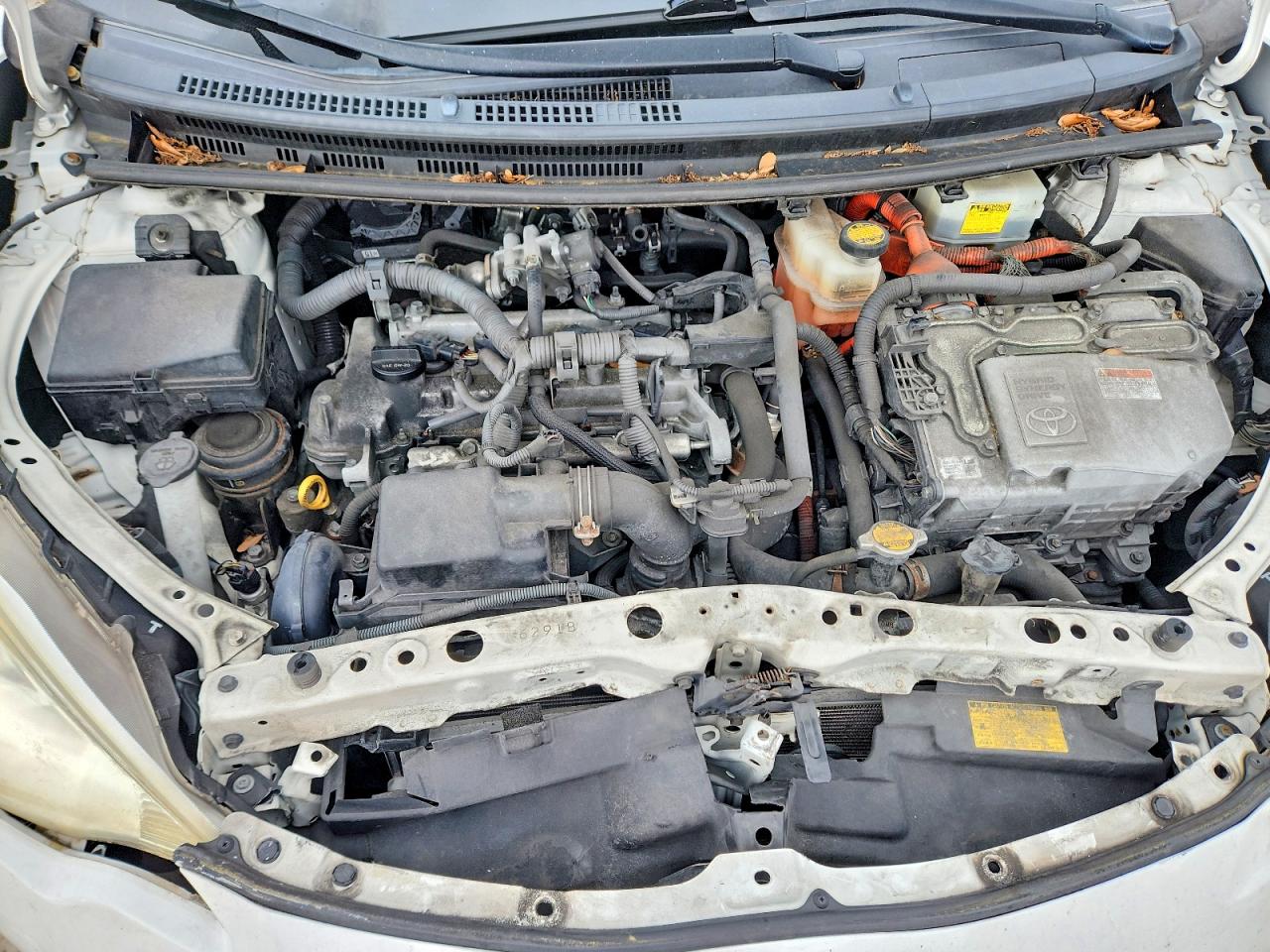 2012 TOYOTA PRIUS C TWO photo 21