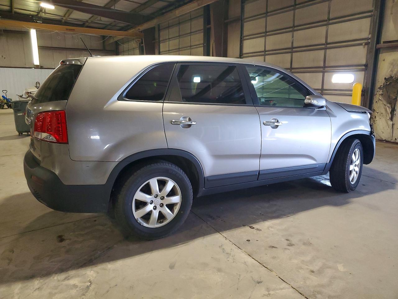 2011 KIA SORENTO LX photo 7