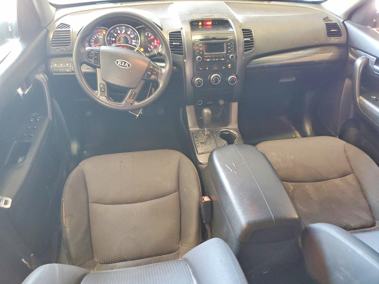 2011 KIA SORENTO LX photo 22