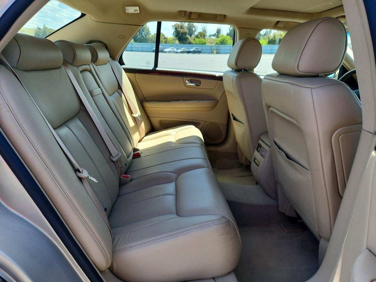 2007 CADILLAC DTS photo 28