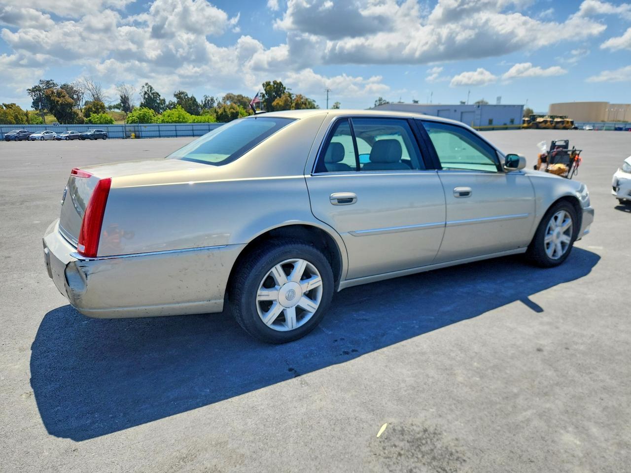 2007 CADILLAC DTS photo 7
