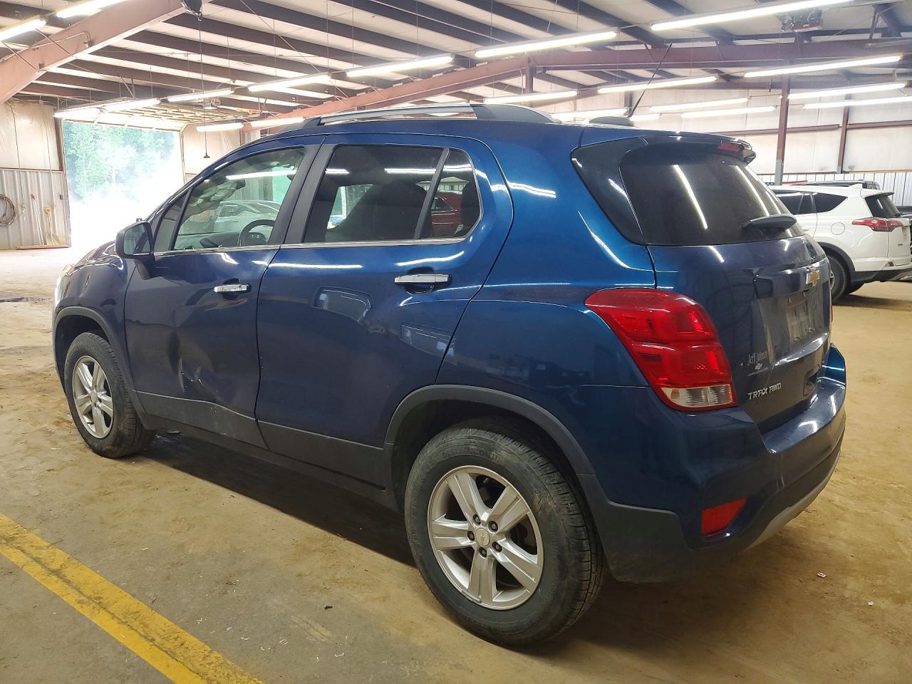 2020 CHEVROLET TRAX 1LT photo 3