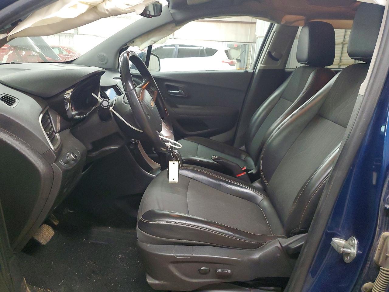 2020 CHEVROLET TRAX 1LT photo 13