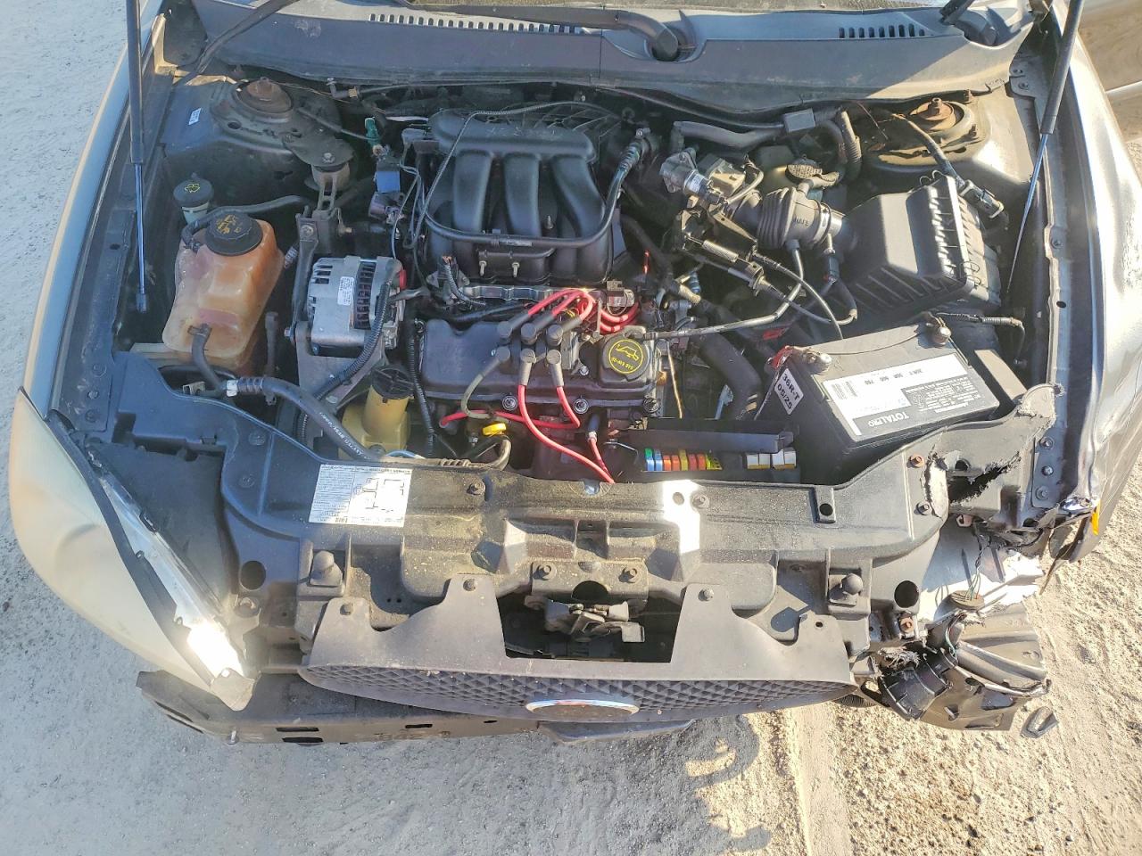 2004 FORD TAURUS photo 31