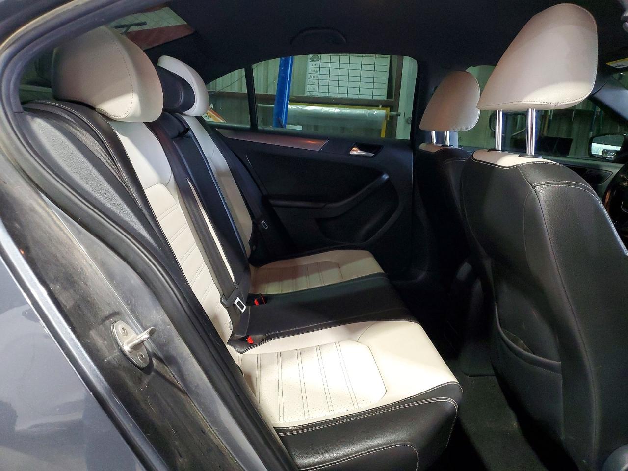 2016 VOLKSWAGEN JETTA SPORT photo 19