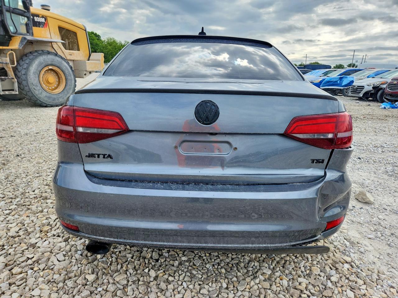2016 VOLKSWAGEN JETTA SPORT photo 11