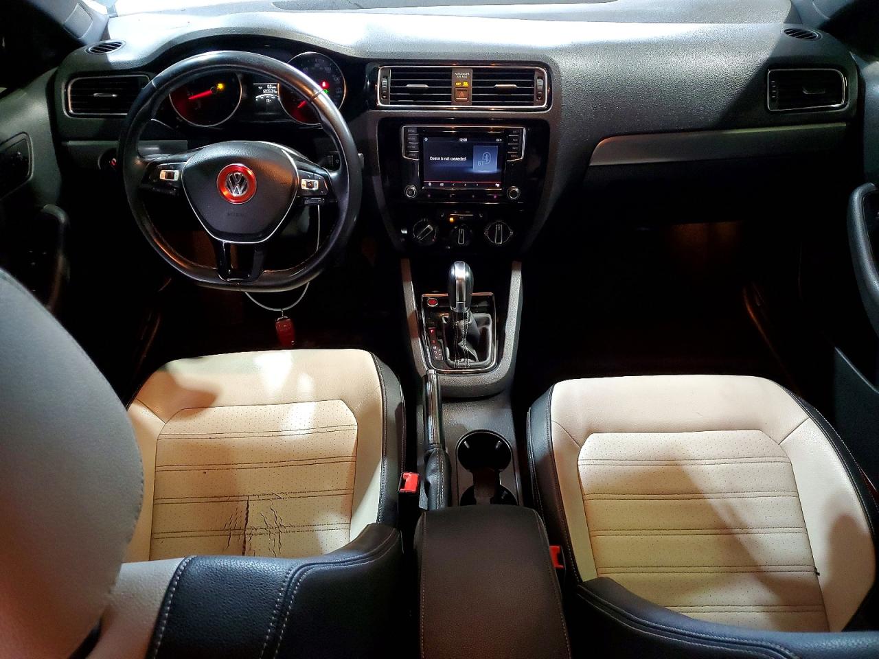 2016 VOLKSWAGEN JETTA SPORT photo 15