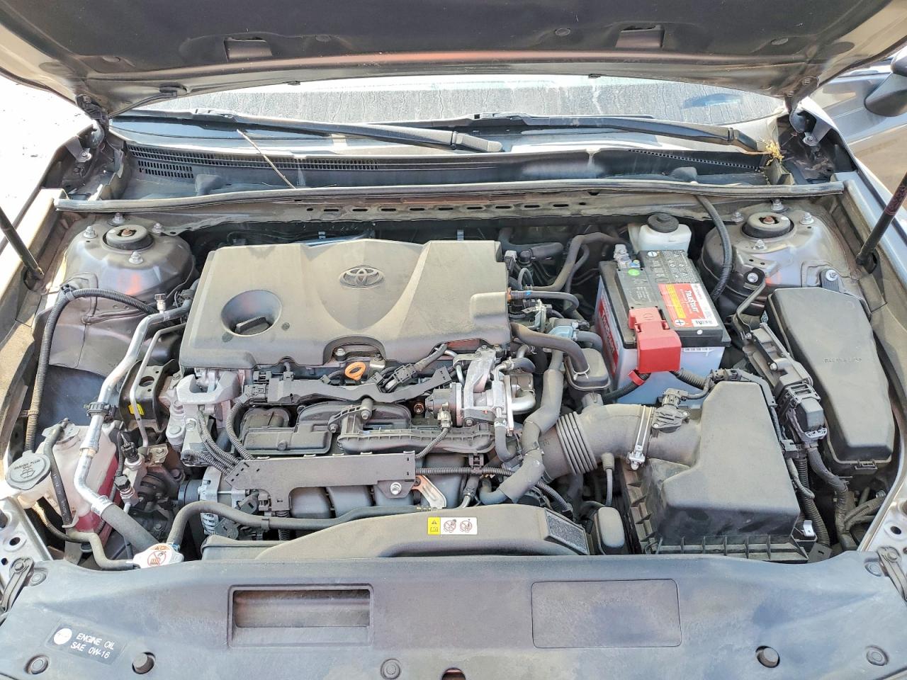2020 TOYOTA CAMRY LE photo 21