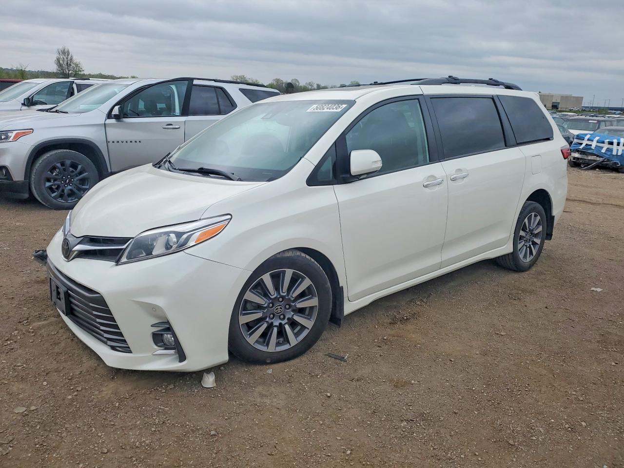 2020 TOYOTA SIENNA