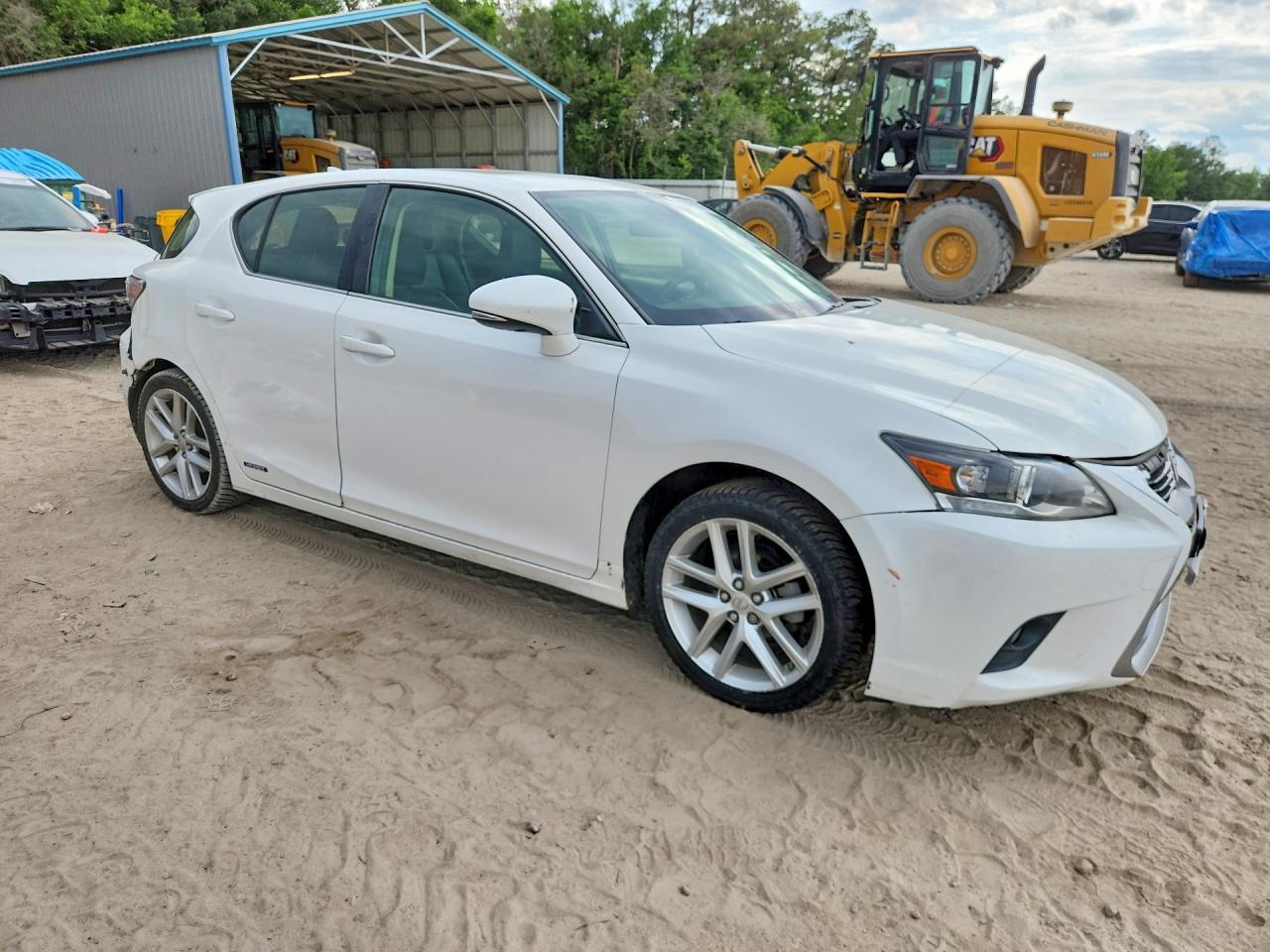 2015 LEXUS CT 200 photo 4
