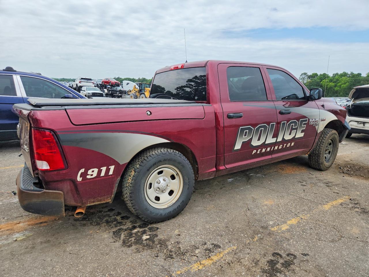 2021 RAM 1500 CLASSIC SSV photo 3