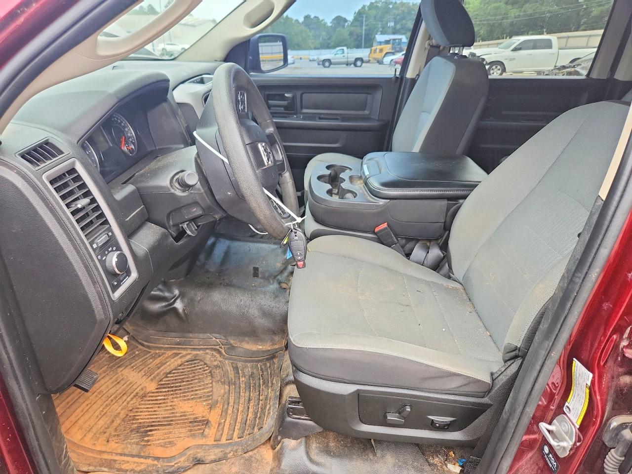 2021 RAM 1500 CLASSIC SSV photo 7