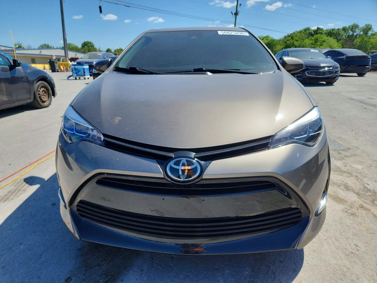 2017 TOYOTA COROLLA XLE photo 13
