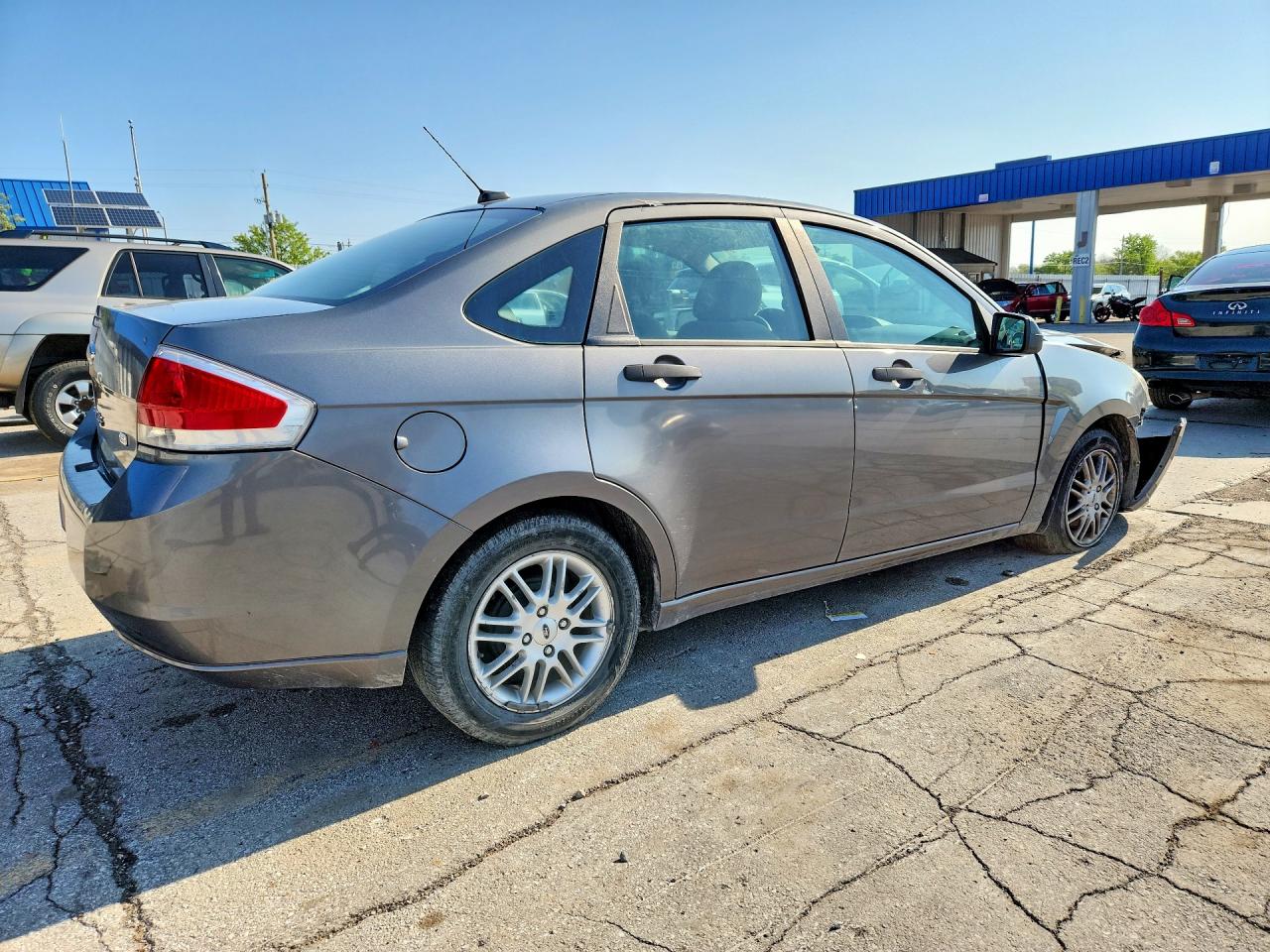 2009 FORD FOCUS SE photo 5