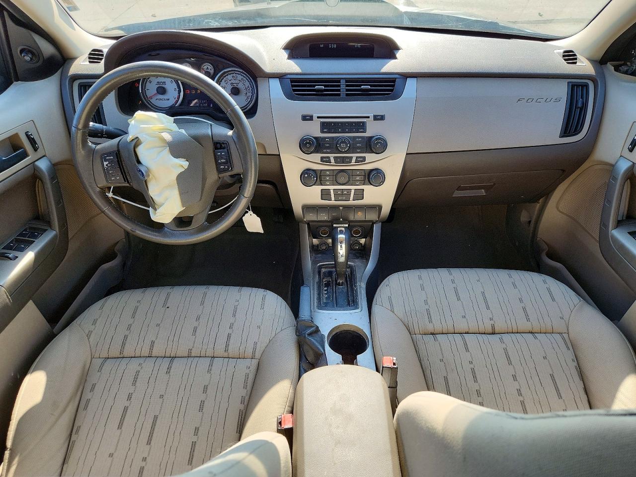 2009 FORD FOCUS SE photo 15