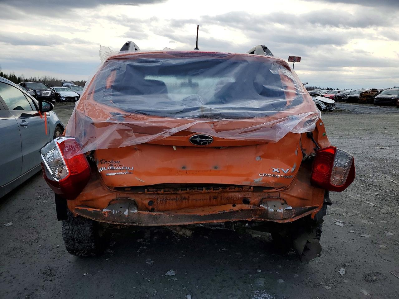 2014 SUBARU XV CROSSTREK photo 11