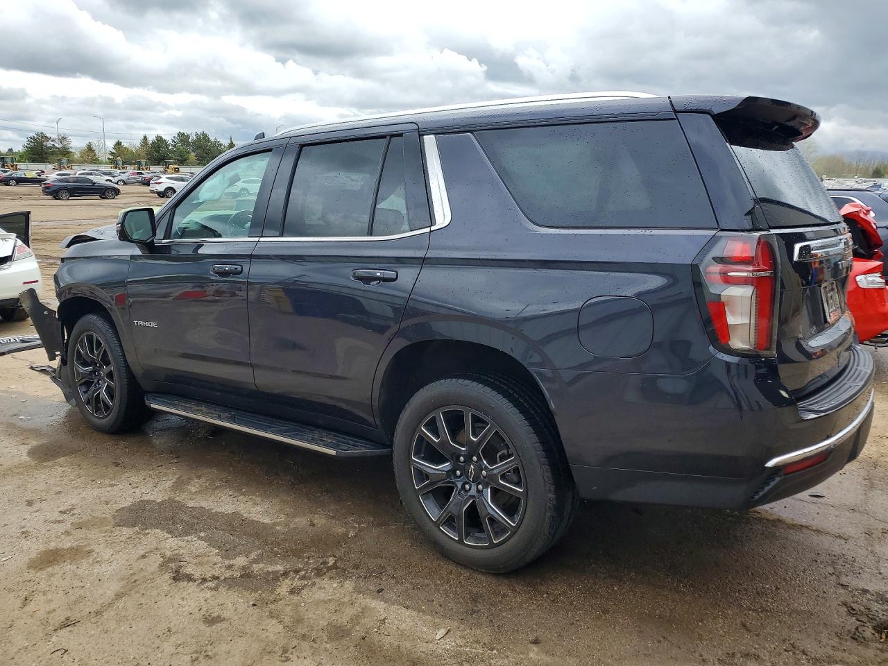 2023 CHEVROLET TAHOE K1500 LT photo 3