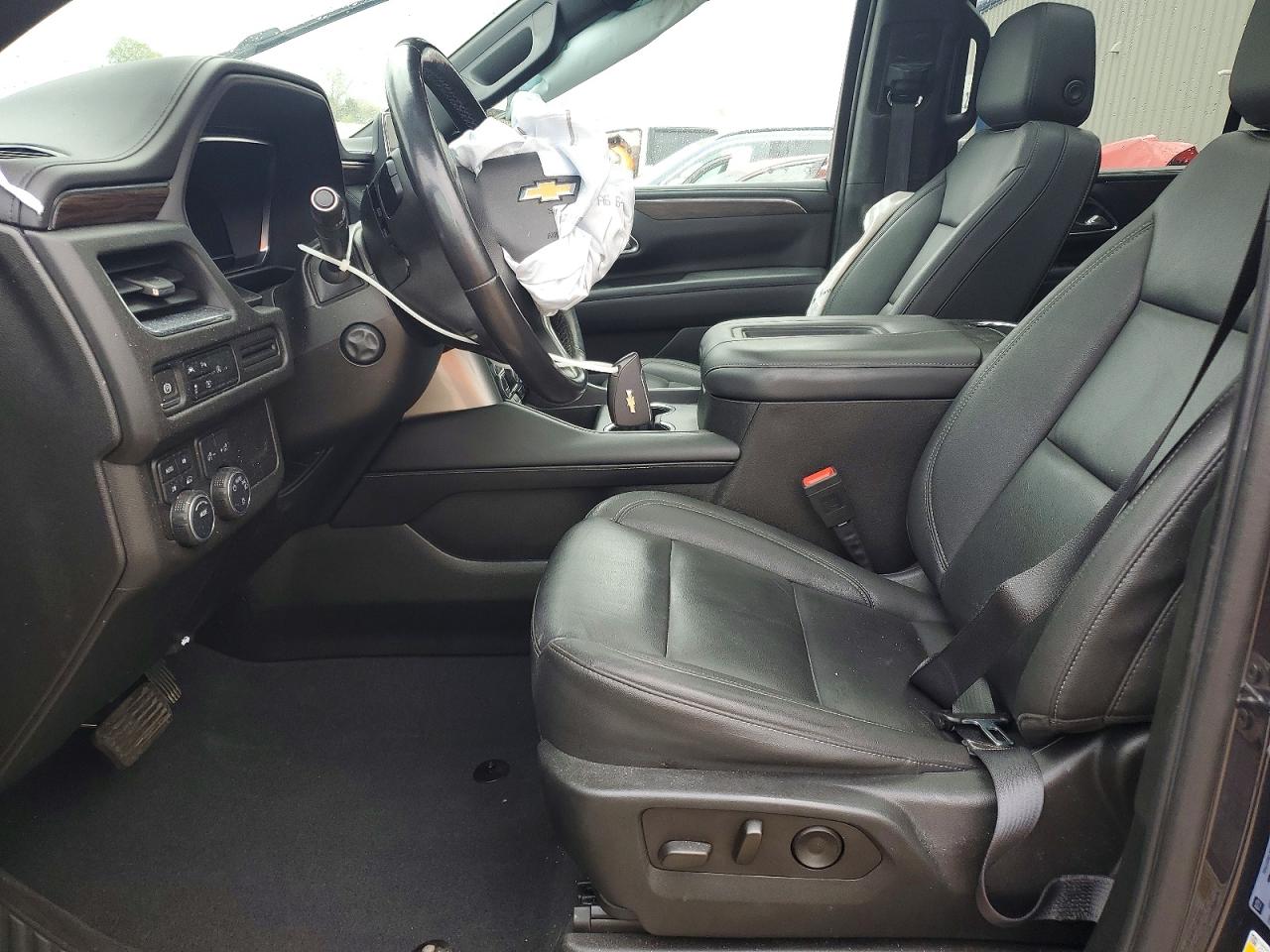 2023 CHEVROLET TAHOE K1500 LT photo 13