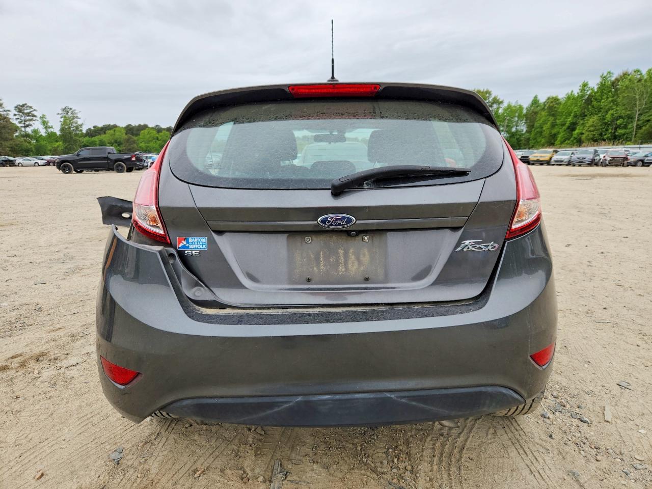2019 FORD FIESTA SE photo 16