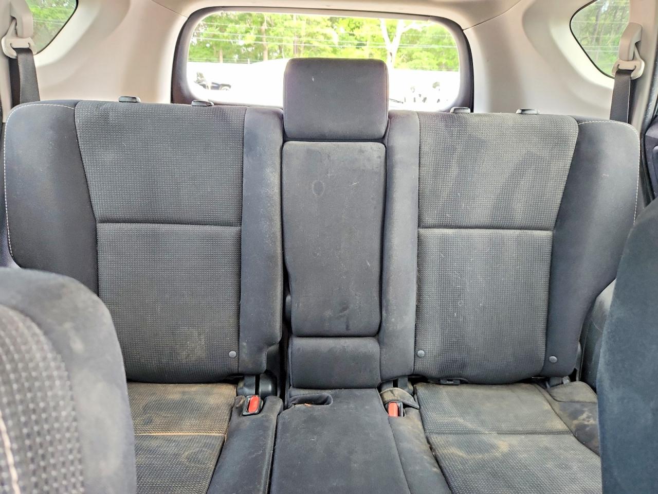 2018 TOYOTA RAV4 XLE photo 19