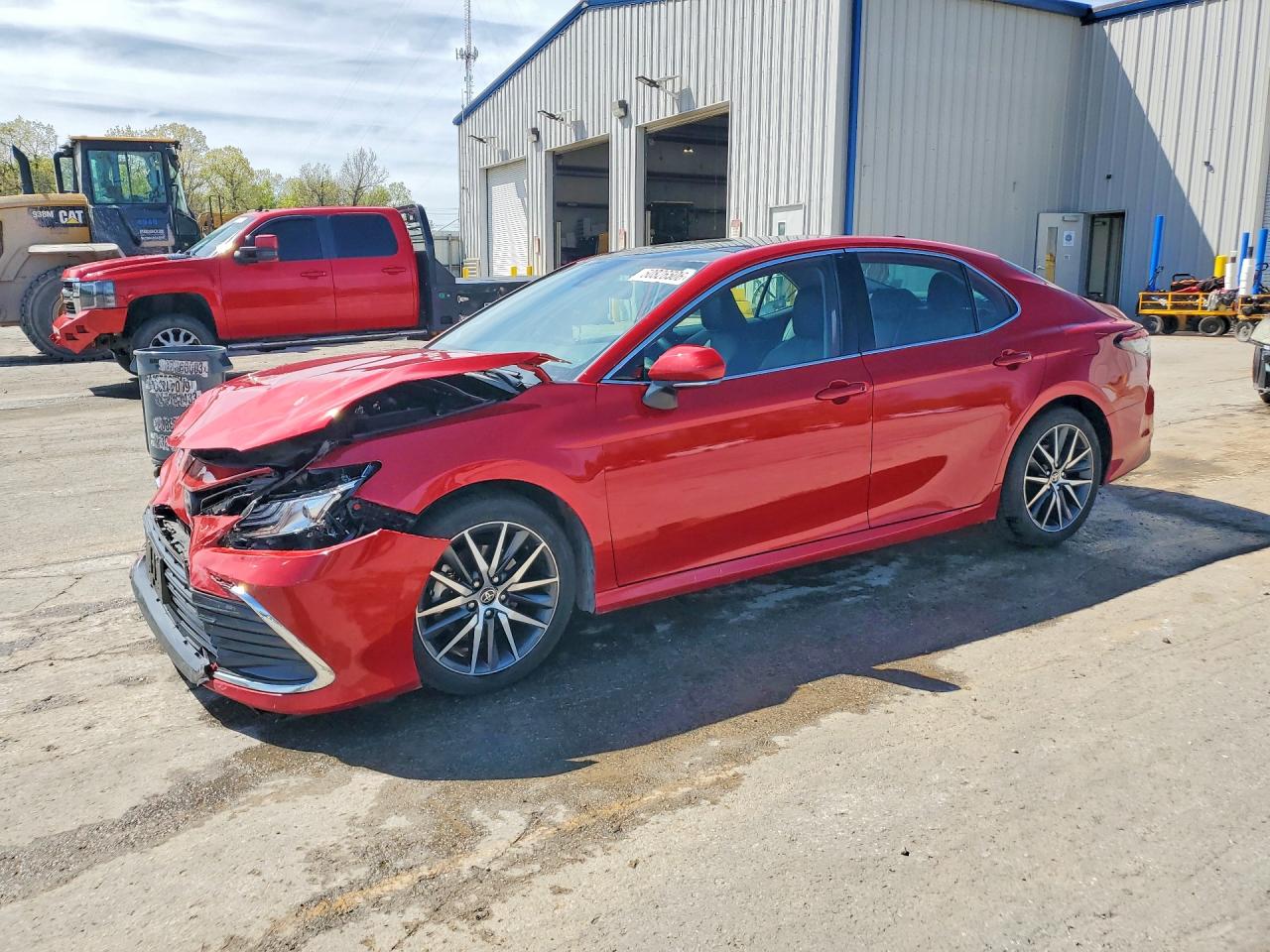 2024 TOYOTA CAMRY