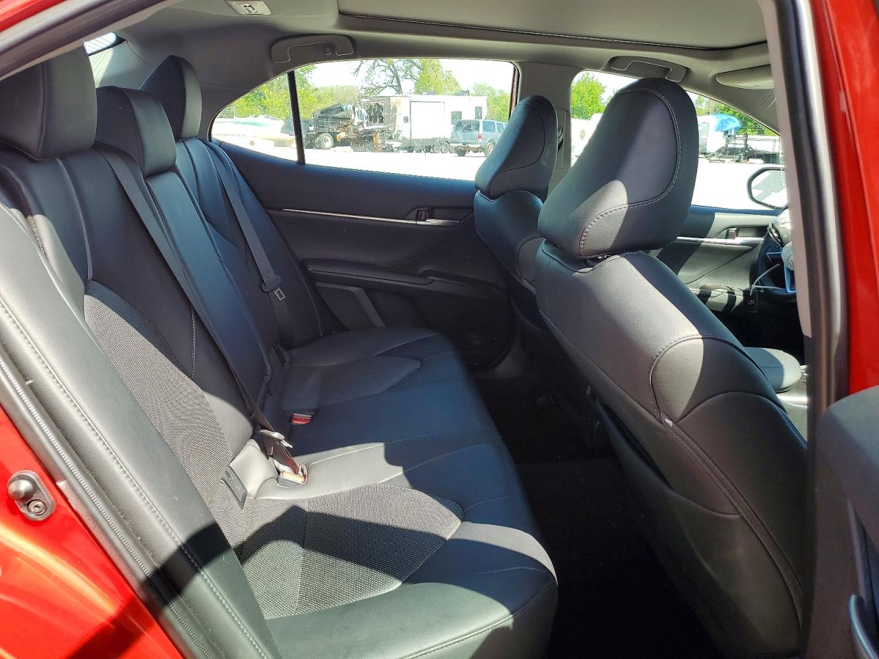 2024 TOYOTA CAMRY XLE photo 19