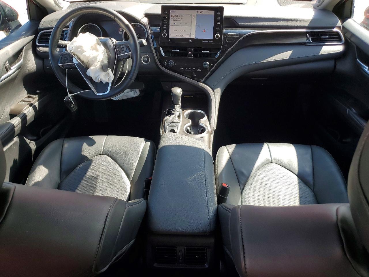 2024 TOYOTA CAMRY XLE photo 15