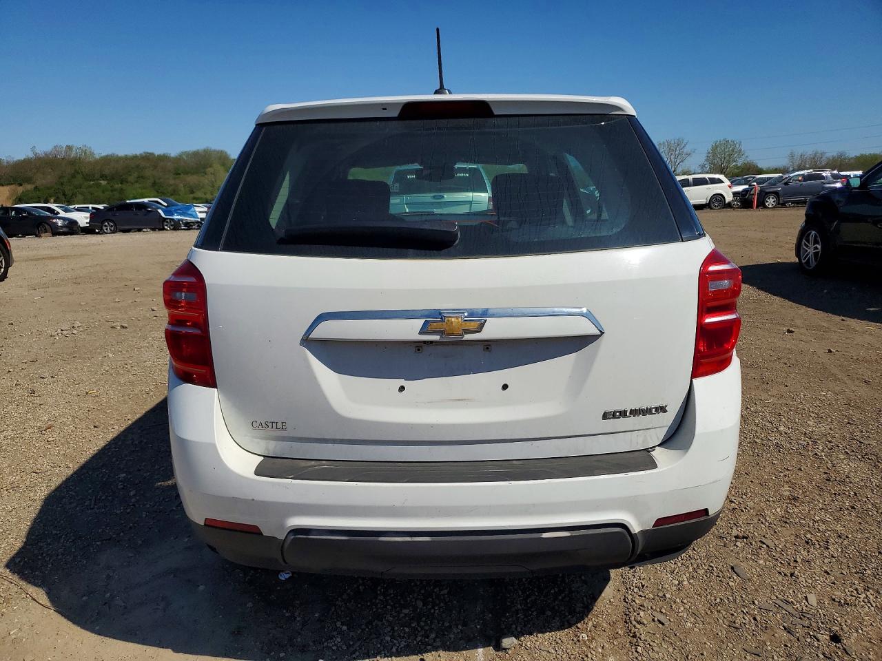 2016 CHEVROLET EQUINOX LS photo 11