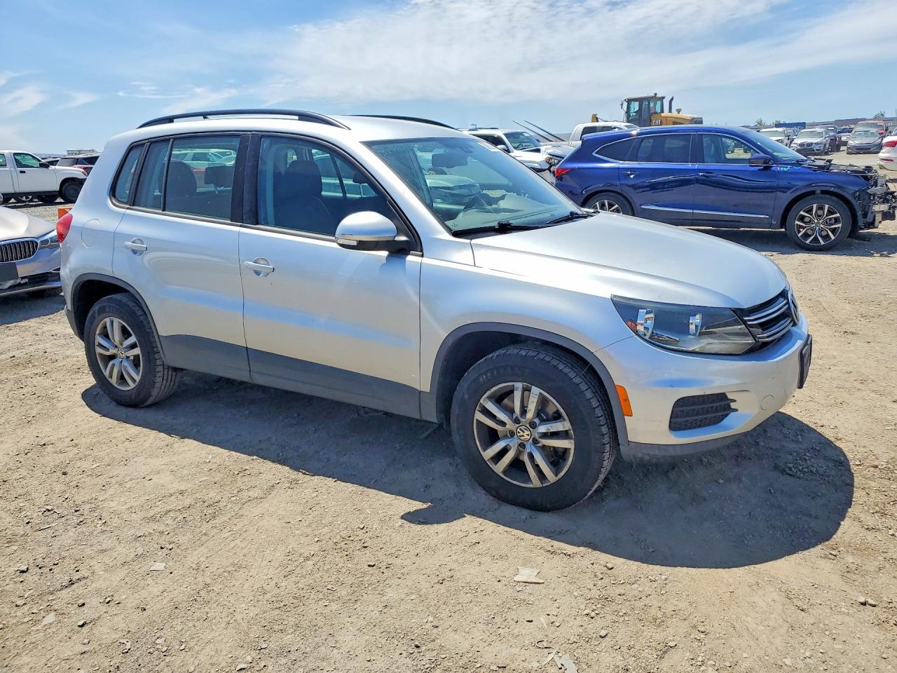 2017 VOLKSWAGEN TIGUAN S photo 7