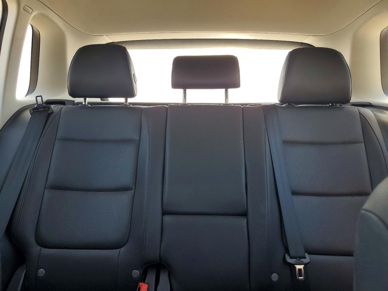 2017 VOLKSWAGEN TIGUAN S photo 19
