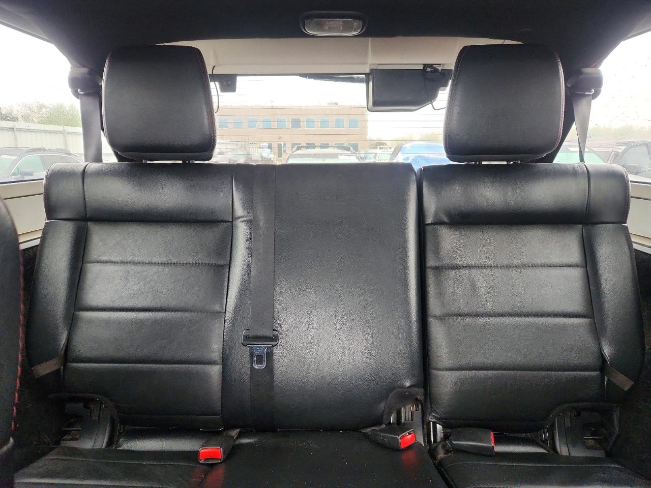 2012 JEEP WRANGLER UNLIMITED SAHARA photo 28