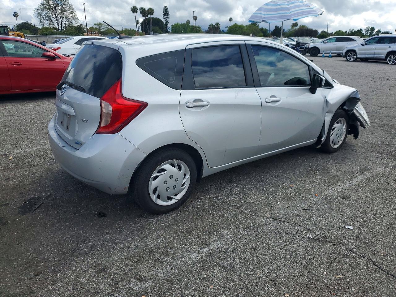 2016 NISSAN VERSA NOTE SV photo 5
