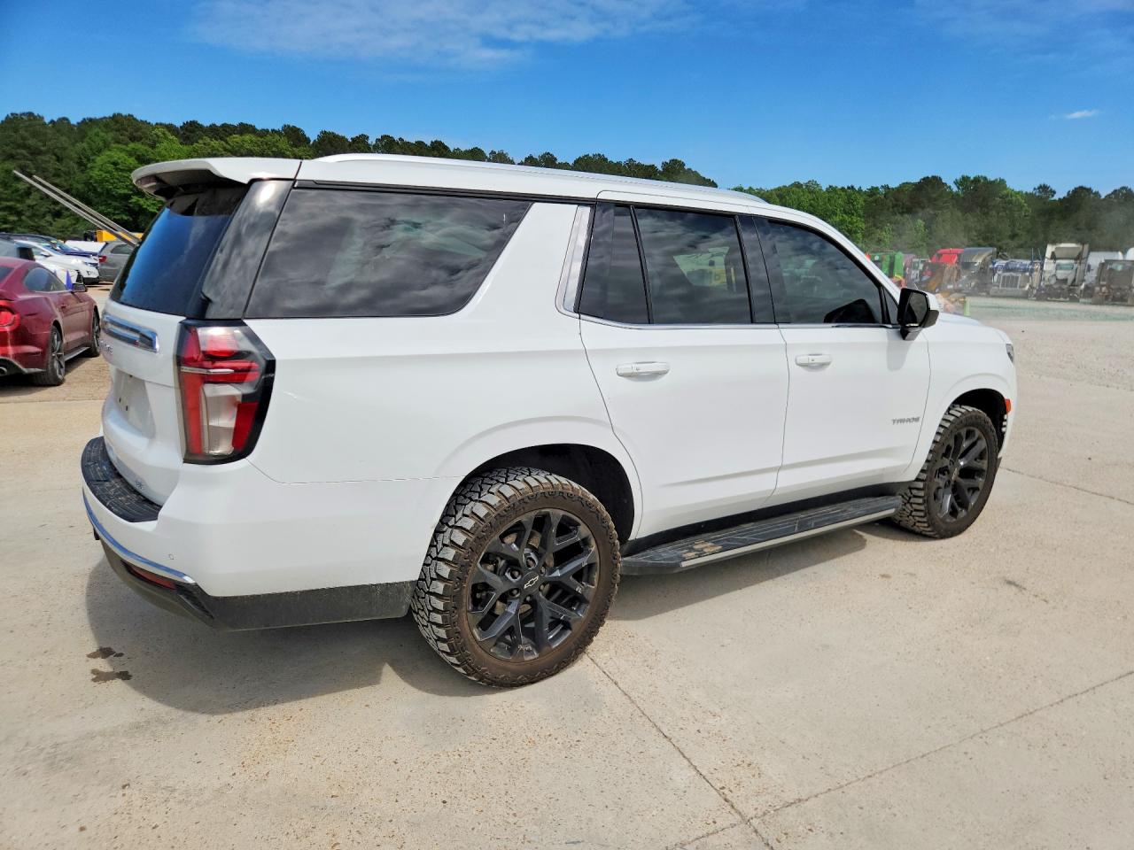 2021 CHEVROLET TAHOE C1500 LT photo 5