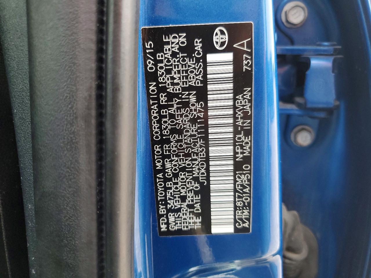 2015 TOYOTA PRIUS C TWO photo 23