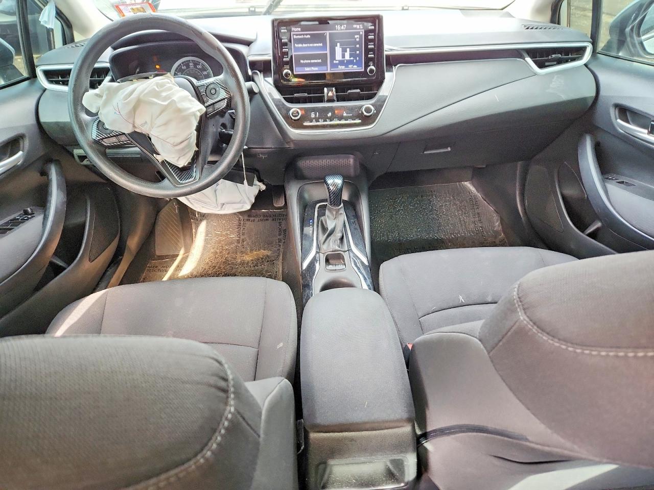 2020 TOYOTA COROLLA LE photo 22