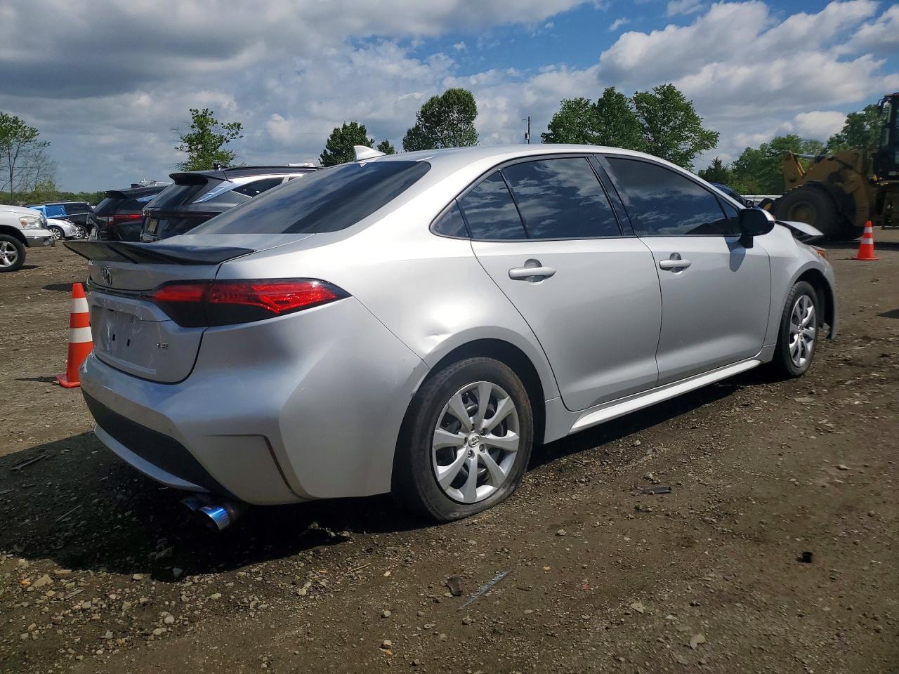 2020 TOYOTA COROLLA LE photo 7
