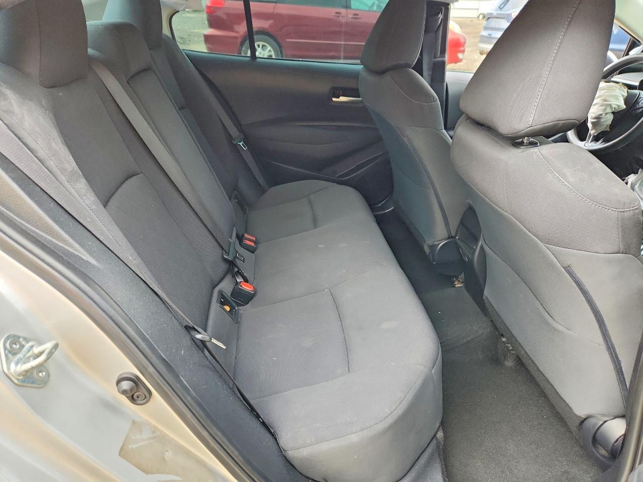 2020 TOYOTA COROLLA LE photo 28
