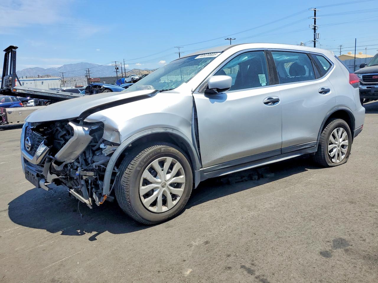 2017 NISSAN ROGUE