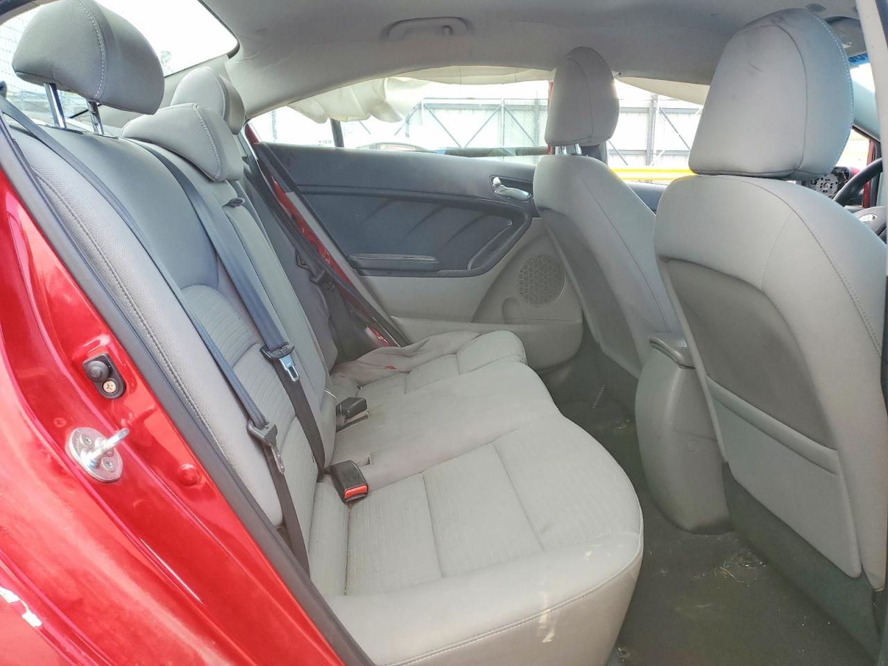 2014 KIA FORTE LX photo 28