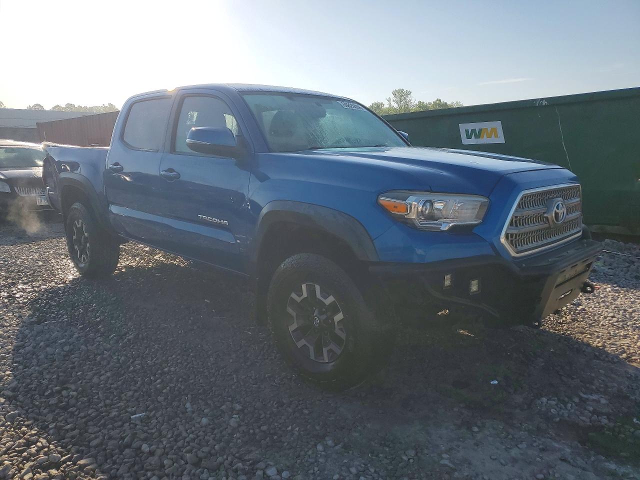 2017 TOYOTA TACOMA TRD OFF-ROAD photo 7