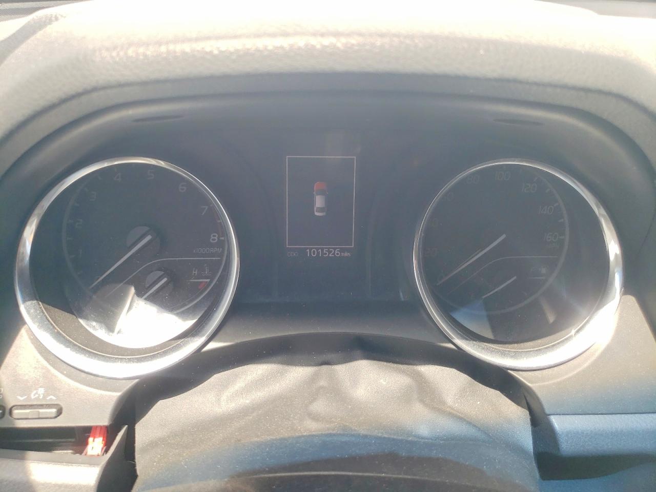 2018 TOYOTA CAMRY LE photo 25